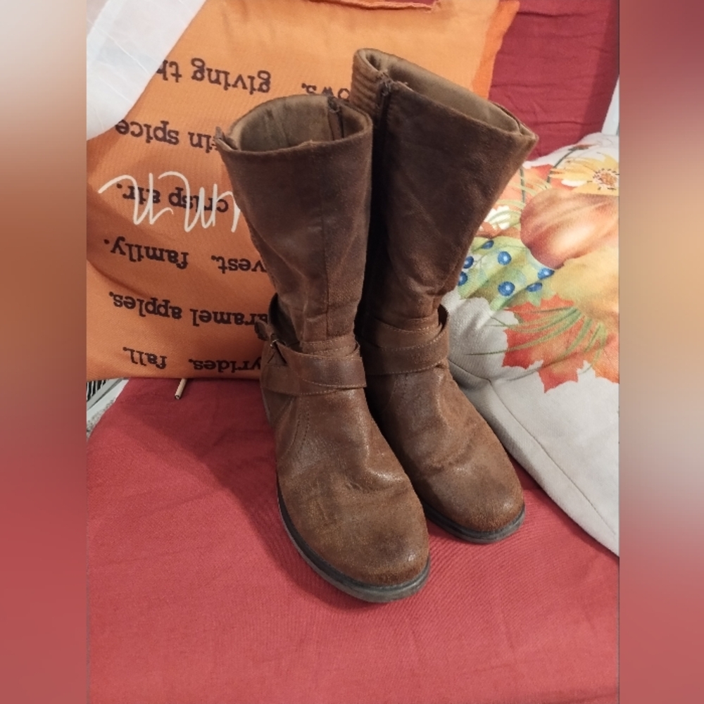 Ankle boots